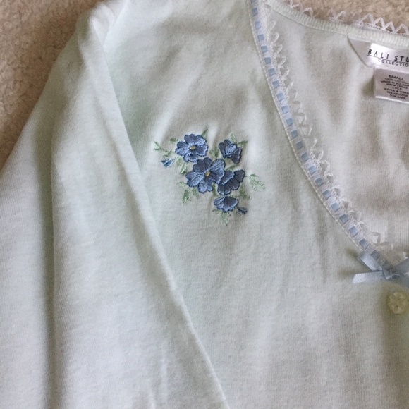 Vintage Floral Embroidered Knit Cardigan ThreeQuarter Sleeve Light Blue Sz Small - Picture 11 of 13
